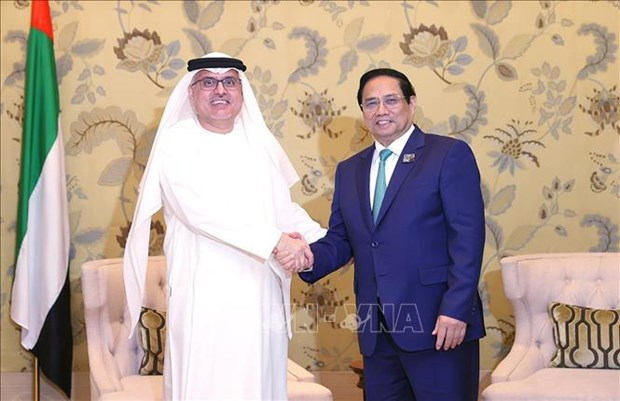 Labour cooperation between Vietnam - UAE 2023 1 Vietnam Prime Minister Pham Minh Chinh (R) and the UAE Minister of Human Resources and Emiratisation Abdulrahman Abdulmannan Al-Awar meet to discuss about Labour cooperation