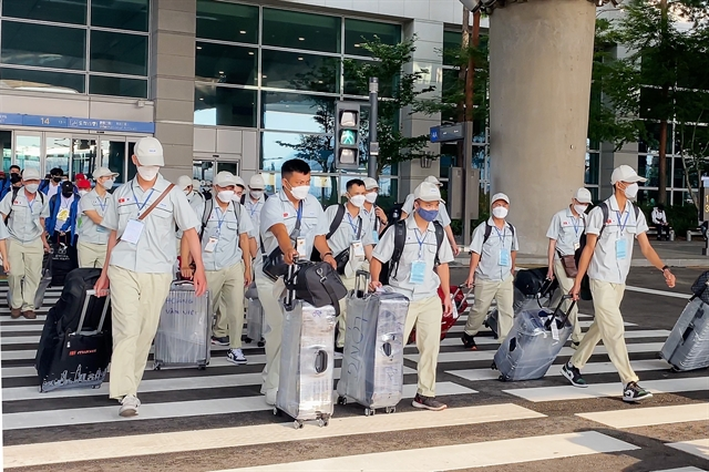 South Korea Considers Increasing Intake of Vietnamese Workers under EPS Program 3 Vietnamese workers in Korea