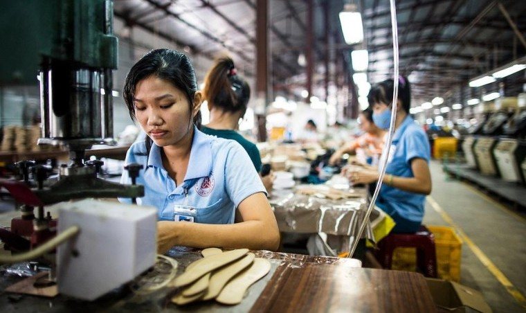 85.700+ Vietnamese Workers Go to Work Abroad: 2025 Data, Top Markets, Sectors & Hiring Guide 2 Vietnam workers in Taiwan